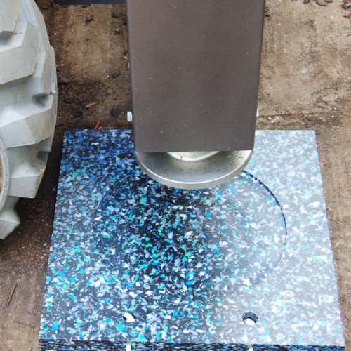 Outrigger Pad Premium 400 x 400 x 40 with Recess