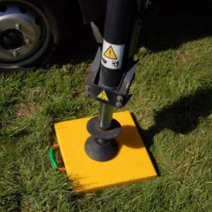 Outrigger Pad Hi-Viz 400 x 400 x 40